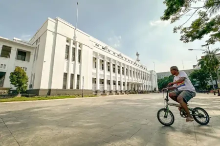Pemkot Surabaya Revitalisasi Kawasan Kota Lama, Cat Ulang Cagar Budaya Zona Eropa cagar budaya surabaya
