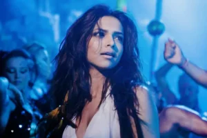 Pesona Deepika Padukone dalam Dum Maaro Dum (2011)