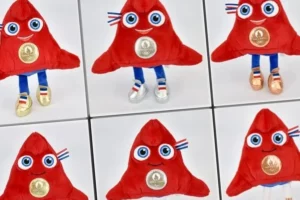 Medali edisi khusus maskot Olimpiade Paris 2024