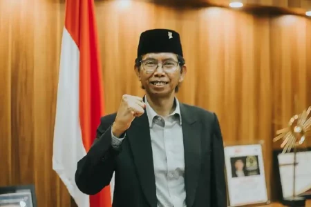 Adi Sutarwijono Dorong Peningkatan Kinerja dan Sinergitas DPRD Surabaya Adi Sutarwijono