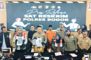 Suami Selebgram Cut Intan Nabila Resmi Jadi Tersangka Kasus KDRT Kapolres Bogor AKBP Rio Wahyu Anggoro saat menjelaskan penetapan Armor Toreador, suami Cut Intan Nabila, sebagai tersangka kasus KDRT (foto: Dok Humas Polri)