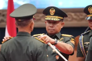 Panglima TNI Jenderal TNI Agus Subiyanto saat memimpin Sertijab di Aula Gatot Soebroto Mabes TNI, Cilangkap, Jakarta Timur.