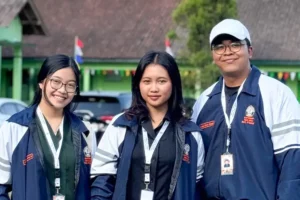 Mahasiswa KKN Tim II Tahun 2023/2024 Universitas Diponegoro di Desa Kajangkoso, Kecamatan Pakis, Kabupaten Magelang