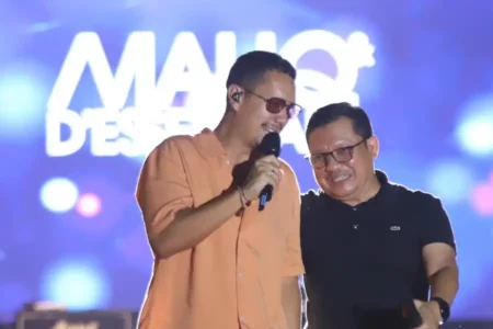 Ada Maliq & D’Essentials di Penutupan PKKMB Untag Surabaya