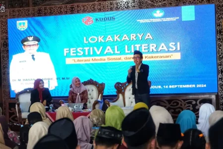 Festival Literasi 2024 di Kudus, Ajakan Bagi Generasi Muda Agar Bijak Bermedia Sosial Lokakarya Festival Literasi di Kudus