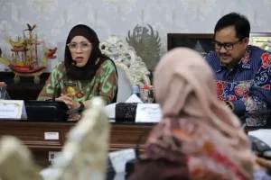 PJs Wali Kota Surabaya Restu Novi