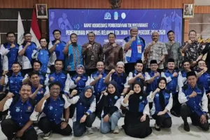 RTIK Jawa Timur Gandeng Stikosa AWS untuk Penguatan Program Pemberdayaan Teknologi Informasi pengurus rtik