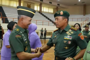 Kasum TNI Letjen TNI Richard Tampubolon saat menghadiri Laporan Korps Kenaikan Pangkat 86 Perwira Tinggi TNI di GOR Ahmad Yani, Mabes TNI, Cilangkap