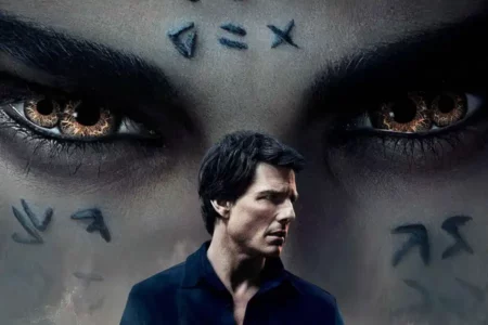 Sinopsis The Mummy (2017), Horor Ratu Kematian yang Mengancam Umat Manusia Tom Cruise dan Sofia Boutella dalam poster The Mummy (2017)