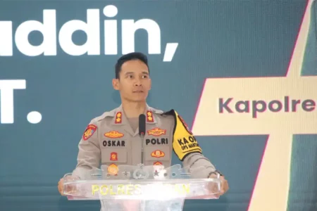 Kapolres Tuban Tegaskan Netralitas Polri dalam Pilkada 2024 Kapolres Tuban AKBP Oskar Syamsuddin