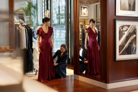 Layanan Personal Shopping The Shoppes menyiapkan berbagai pilihan produk dalam gaya dan ukuran tertentu di berbagai butik