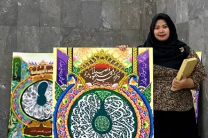 Devi Lutviana Hadirkan Keindahan Spiritual dalam Kaligrafi Surat Al-Ahzab di MTQ Korpri Nasional VII Devi Lutviana, wakil Kafilah Jawa Timur