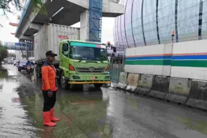banjir rob di jakarta