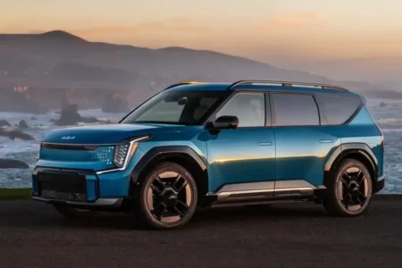 Kia EV9 2025, salah satu produk yang sukses meraih penghargaan Best Vehicles for Hispanics 2025 oleh Hispanic Motor Press