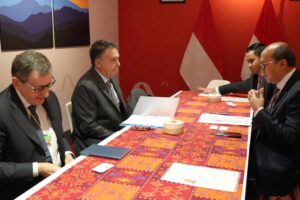 Nestlé Group bersama Pemerintah Indonesia membahas strategi investasi dan hilirisasi industri dalam pertemuan bilateral di World Economic Forum (WEF) 2025.