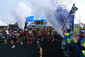Ribuan Pelari Ramaikan Tetralogy East Java Running Festival di Banyuwangi