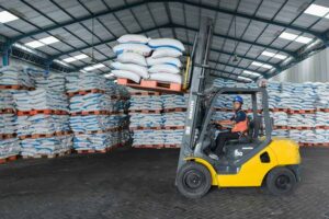 upuk Indonesia juga telah menyiapkan stok di Majalengka sebesar 8.570 ton pupuk subsidi, dengan rincian 5.244 ton pupuk Urea, 3.323 ton pupuk NPK dan 3 ton pupuk Organik.