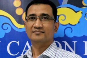UNAIR Luncurkan TOKOUA, E-Commerce untuk Produk Inovasi Civitas Academica Ketua BPBRIN UNAIR, Prof Dr Muhamad Nafik Hadi Ryandono SE M Si