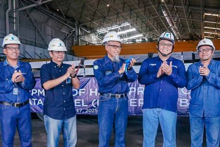 Krakatau Steel Catat Sejarah Baru, Kirim Perdana Pelat Baja dari HSM 1 Krakatau Steel Catat Sejarah Baru