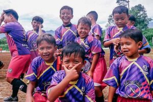 Anak-anak di SSB Naraga
