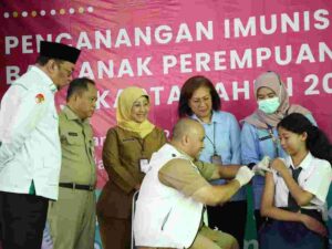Imunisasi Kejar HPV (Human Papillomavirus) di SMPN 141 Jakarta