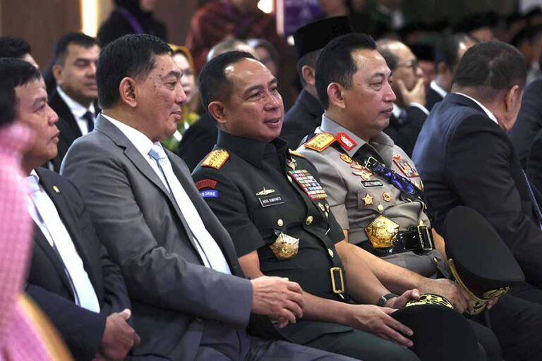 Panglima TNI Dampingi Presiden RI Hadiri Sidang Istimewa Laporan Tahunan Mahkamah Agung RI Tahun 2024