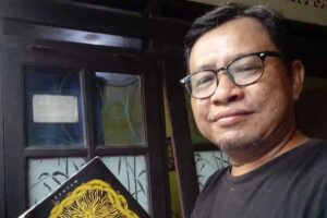 Langkah Mashuri, Dari Wartawan jadi Peneliti Sastra Interdisipliner di BRIN Mashuri SS MA