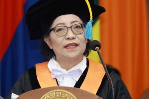 Pentingnya Engendering Representasi Perempuan dalam Politik untuk Kesetaraan Gender Prof Dr Dwi Windyastuti Budi Hendrarti Dra MA