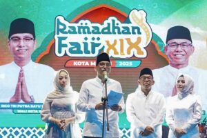 Wali Kota Medan Buka Ramadhan Fair XIX, Ingatkan Panitia Hentikan Jual-Beli Saat Tarawih Pembukaan Ramadhan Fair XIX di Taman Sri Deli Jalan Sisingamangaraja, Medan