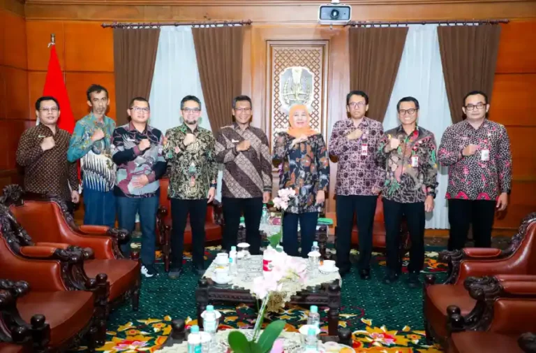 Gubernur Khofifah tegaskan Jatim sebagai produsen gula terbesar di Indonesia, dukung swasembada gula nasional melalui inovasi dan kolaborasi dengan PT SGN.