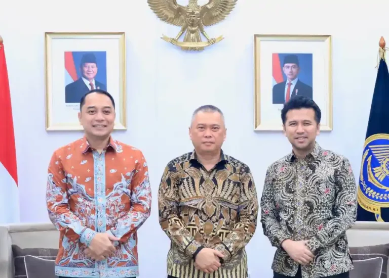 Emil Dardak Optimistis Proyek SRRL Jadi Solusi Transportasi Publik Modern di Surabaya Raya Emil Dardak