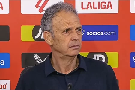 Joaquín Caparrós, pelatih Sevilla FC