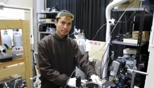 Nano Emas dari UNDIP: Inovasi Kosmetik dan Medis yang Siap Tembus Pasar Internasional UNDIP kembangkan nano emas untuk produk kosmetik dan medis.