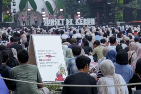CIMB Niaga Hadirkan Pengalaman Digital Unik di Konser Sunset di Kebun Raya Bogor CIMB Niaga