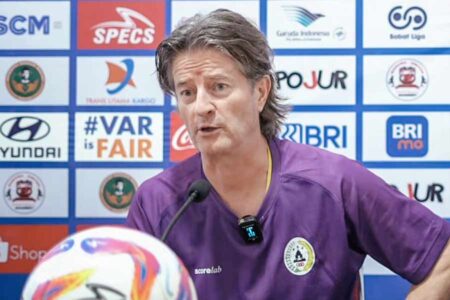 Pelatih PSS Sleman, Pieter Huistra