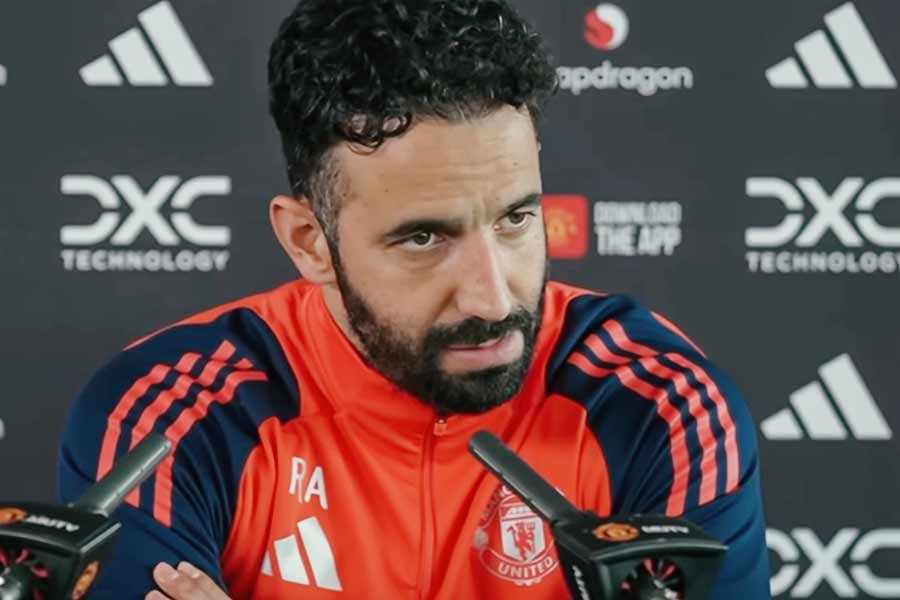 Ruben Amorim saat press conference jelang laga melawan Aston Villa (foto: Dok Manchester United)