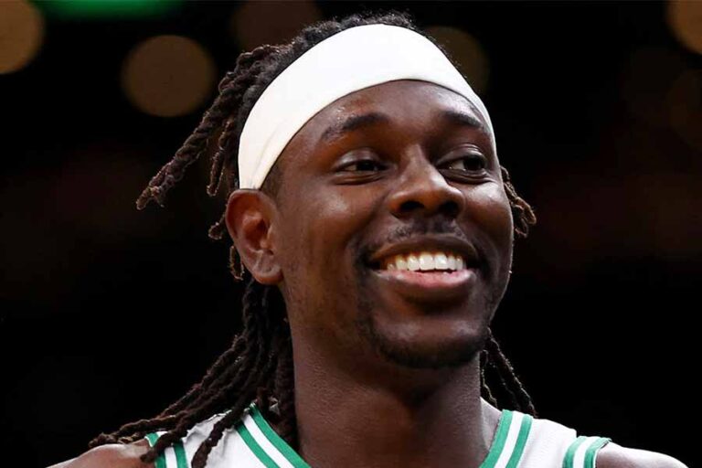 Jrue Holiday Raih Penghargaan NBA Sportsmanship Award Musim 2024–2025 Jrue Holiday