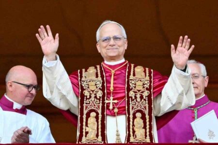 Kardinal Robert Prevost Terpilih Jadi Paus Leo XIV, Paus ke-267 dalam Sejarah Gereja Katolik Paus Leo XIV, Robert Francis Kardinal Prevos (foto: Dok Vatikan News)