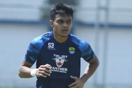 Rachmat Irianto Tinggalkan Persib Usai Antar Dua Gelar Juara BRI Liga 1 Rachmat Irianto (foto: Dok Persib)