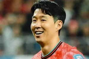 Son Heung-min (foto: facebook @TottenhamHotspur)