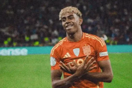 Spanyol Lolos ke Final UEFA Nations League 2025 Usai Tundukkan Prancis 5-4 dalam Laga Penuh Drama Lamine Yamal, player of the match laga Spanyol vs Prancis di Semifinal UEFA Nations League 2025 (foto: instagram @lamineyamal)