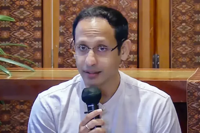Dugaan Korupsi Chromebook di Kemendikbudristek: Kerugian Negara Capai Rp1,98 Triliun Mantan Menteri Pendidikan, Kebudayaan, Riset, dan Teknologi (Mendikbudristek) Nadiem Makarim