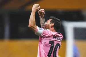 Lionel Messi usai cetak gol di menit 54 untuk Inter Miami, saat melawan FC Porto di FIFA Club World Cup 2025 (foto: facebook @InterMiamiCF)