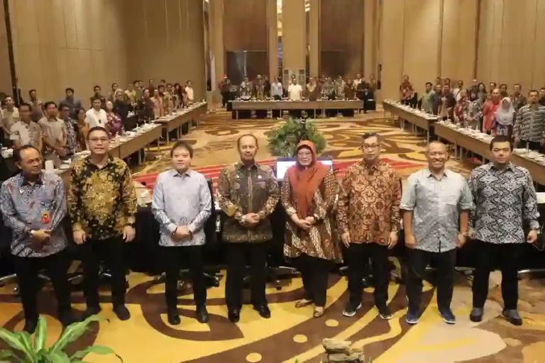 Kemenko Polkam Dorong Pemerataan Akses Internet Jawa Timur Lewat Rakor Digital di Malang Kemenko Polkam gelar Rakor di Malang