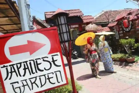 Inovboyo 2025 hadirkan Surabaya sebagai laboratorium inovasi budaya, kreatif, dan digital. Pemuda jadi penggerak transformasi menuju kota berkelanjutan.