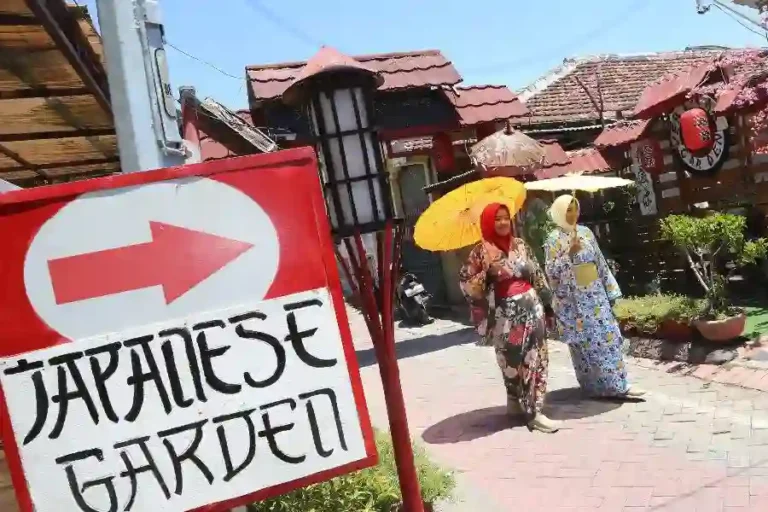 Inovboyo 2025 hadirkan Surabaya sebagai laboratorium inovasi budaya, kreatif, dan digital. Pemuda jadi penggerak transformasi menuju kota berkelanjutan.