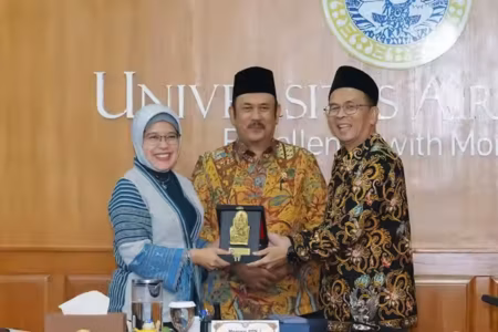 UNAIR, Bappenas, dan BPS bersinergi wujudkan pembangunan nasional melalui riset, literasi statistik, dan kolaborasi akademik lintas sektor.