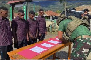 Empat eks anggota OPM Kodap III Sinak resmi berikrar setia ke NKRI.