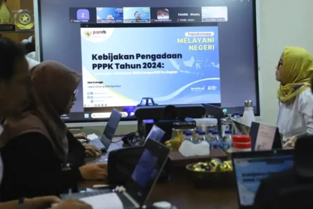 PPPK Paruh Waktu: Solusi Pemerintah Atasi Keterbatasan Anggaran dan Penataan Non-ASN PPPK Paruh Waktu menjadi solusi penataan pegawai non-ASN dengan mekanisme seleksi terbatas dan berbasis anggaran instansi pemerintah.