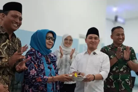 Bupati Mojokerto Gus Barra resmikan dapur SPPG Randubango untuk perluas program Makan Bergizi Gratis